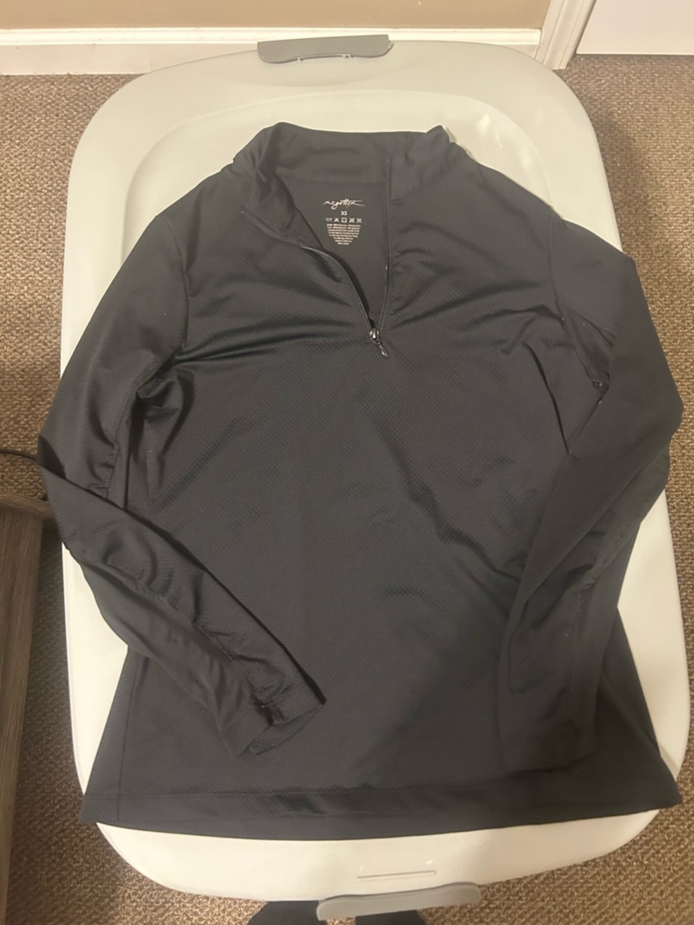 Gottex Black Lightweight Zip-Front Pullover